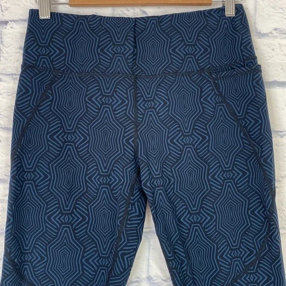 Sweaty Betty The Power black blue line print leggings - Picture 2 of 6